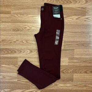 NWT Simply Vera Vera Wang Mid Rise Skinny Everyday Luxury Slimming Pant Plum XS